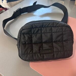 Reebok Black Quilted Belt Bag Fanny Pack Adjustable Strap Unisex